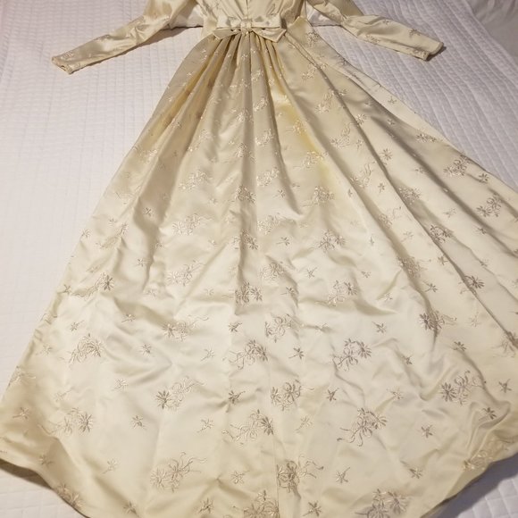 Satin Candlelight Wedding Gown - Picture 2 of 8